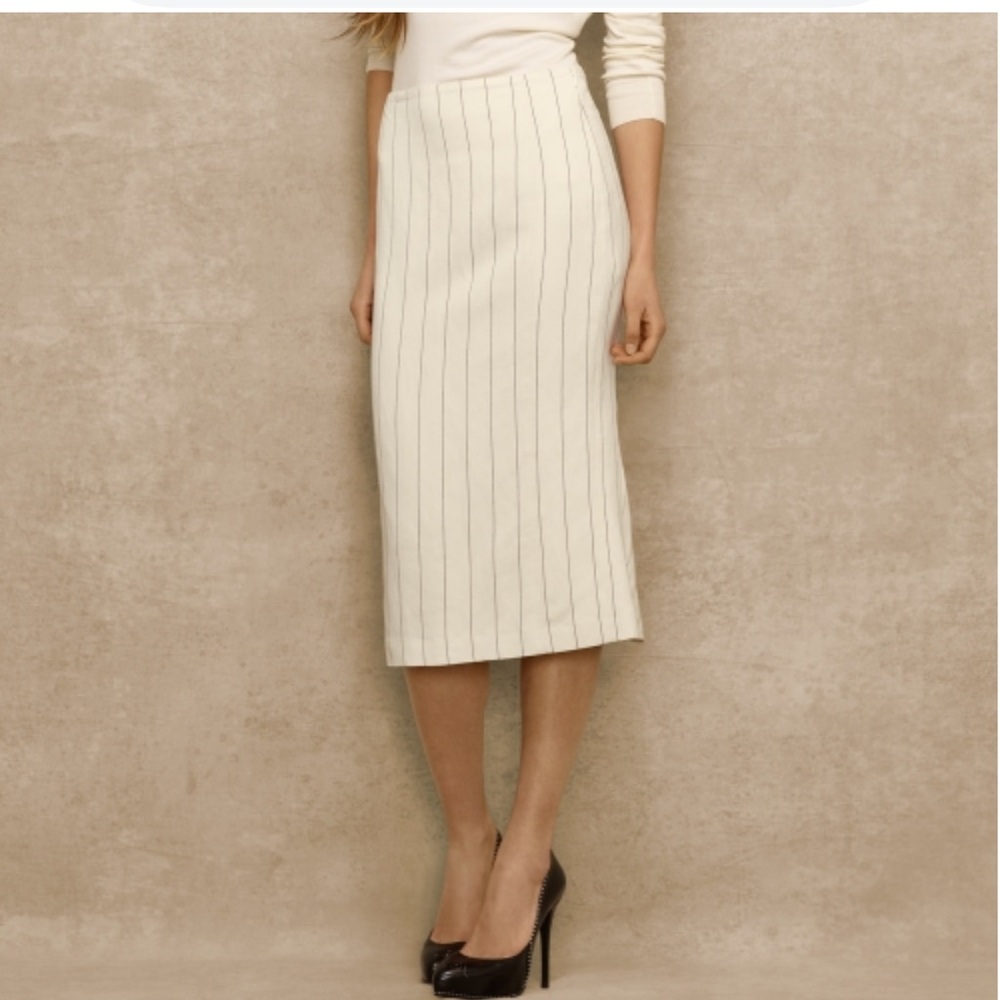 NWT Ralph Lauren Ivory skirt with Black Pinstripes. Size 8